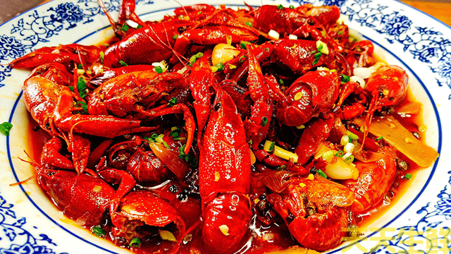 广州送菜公司带你详细认识小龙虾(图1) 广州送菜公司带你详细认识小龙虾(图1)